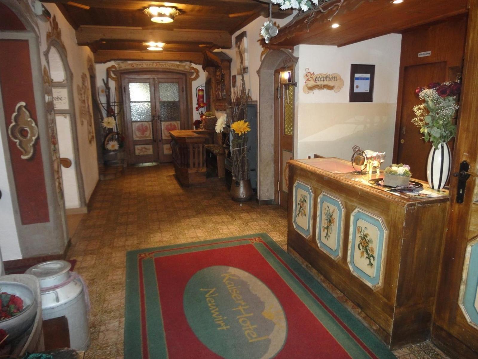 Kaiserhotel Neuwirt Oberndorf in Tirol Exterior foto