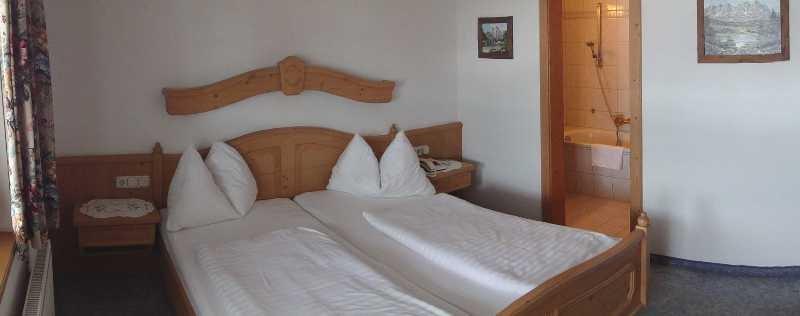 Kaiserhotel Neuwirt Oberndorf in Tirol Exterior foto
