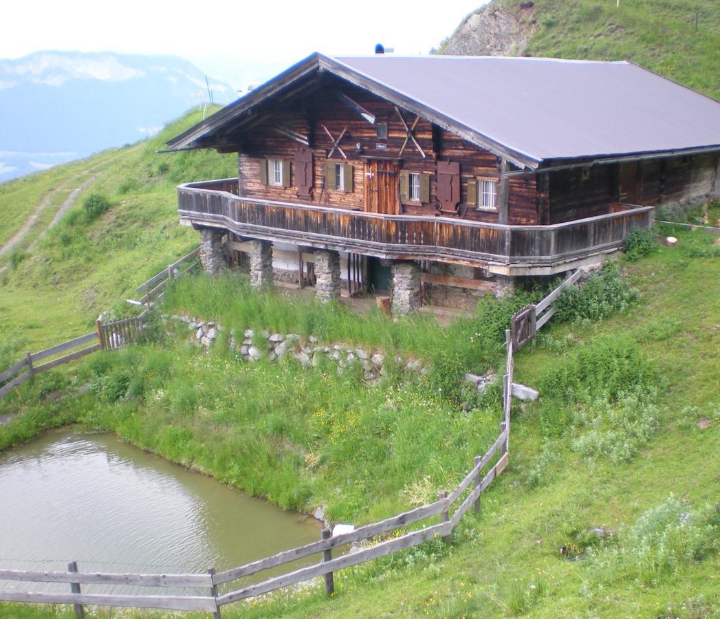 Kaiserhotel Neuwirt Oberndorf in Tirol Exterior foto